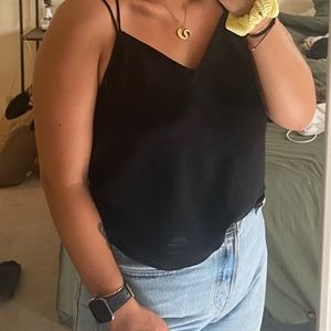 BLACK TANK TOP
